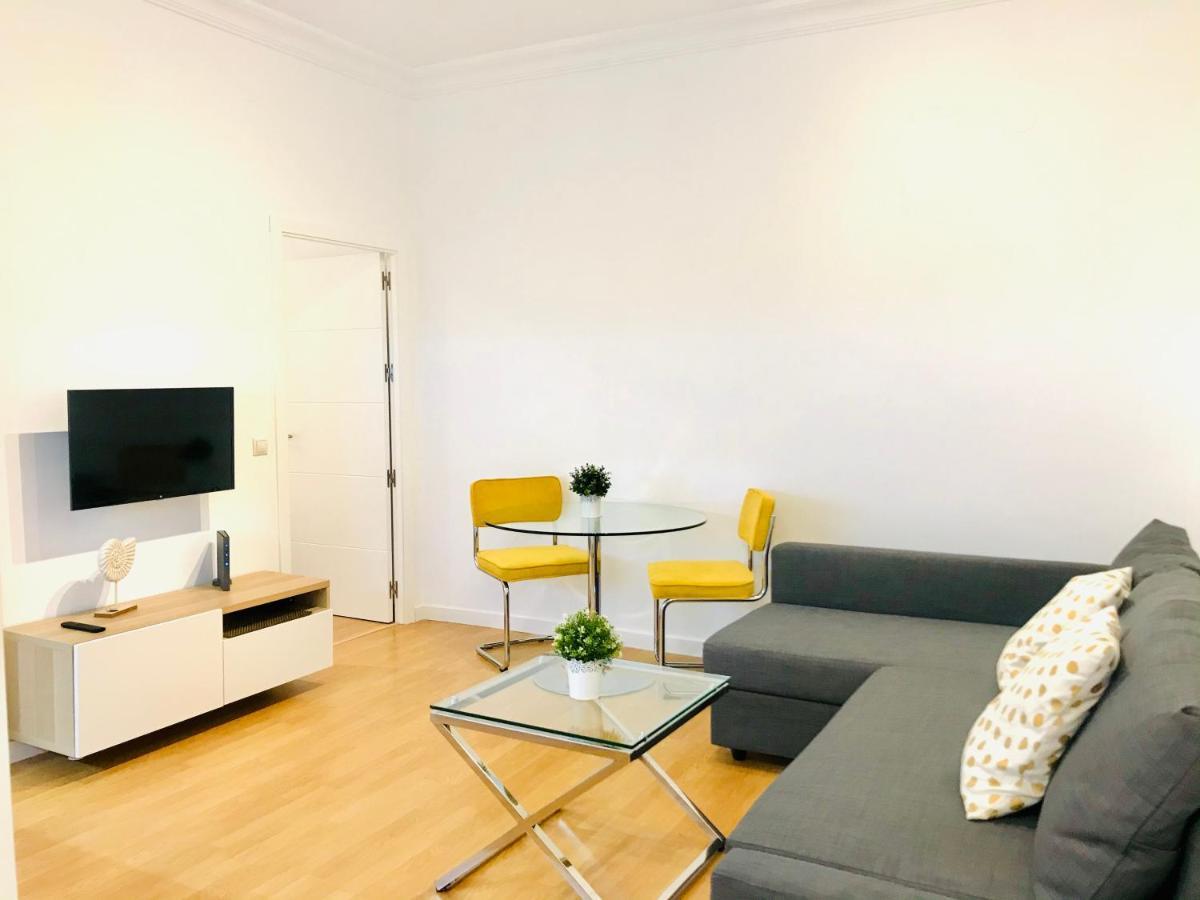 Gleaming & Well Located Apartment In Malaga Center Eksteriør bilde