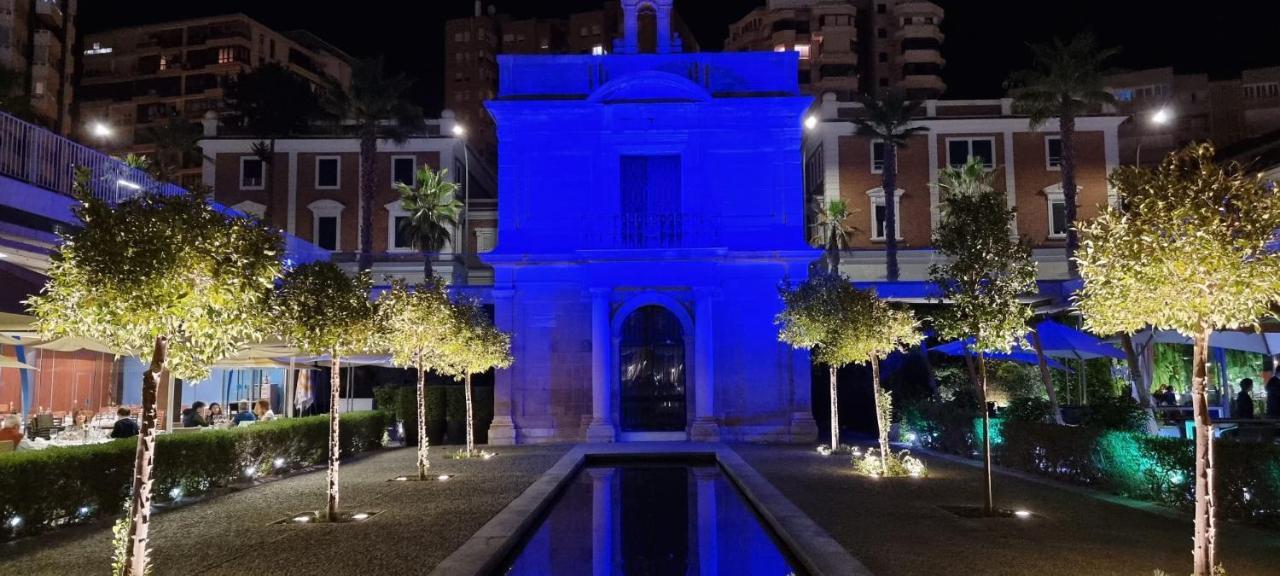 Gleaming & Well Located Apartment In Malaga Center Eksteriør bilde